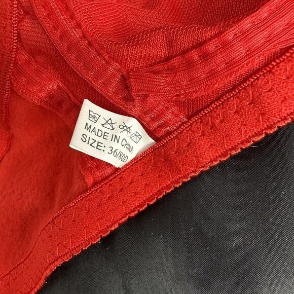 Red Bra 28C No Underwire Soft Comfortable Fit With Embroidered Floral Grapes - Picture 9 of 10